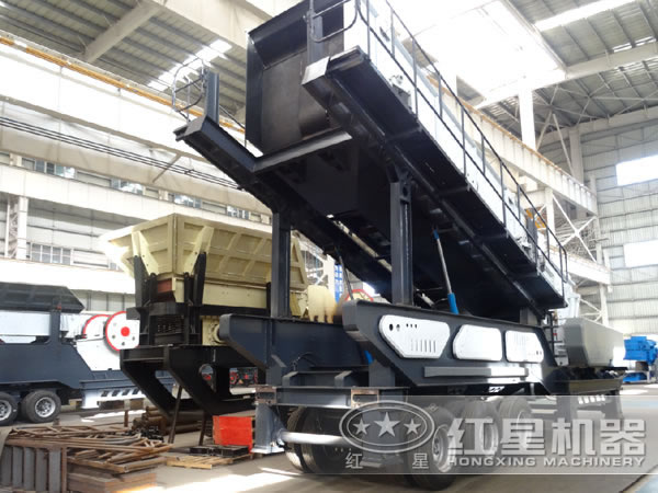 粉煤灰移動(dòng)破碎站