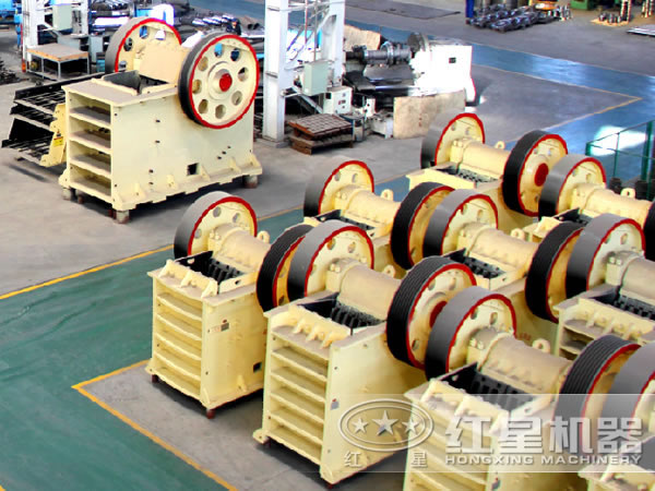 新型環(huán)保破碎機(jī)