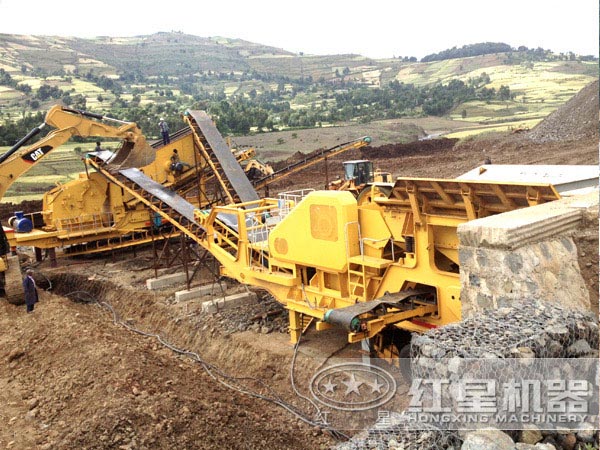 大型礦山移動(dòng)破碎站-建筑垃圾生產(chǎn)圖