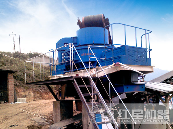 時(shí)產(chǎn)400噸鵝卵石制砂生產(chǎn)線現(xiàn)場(chǎng)實(shí)拍