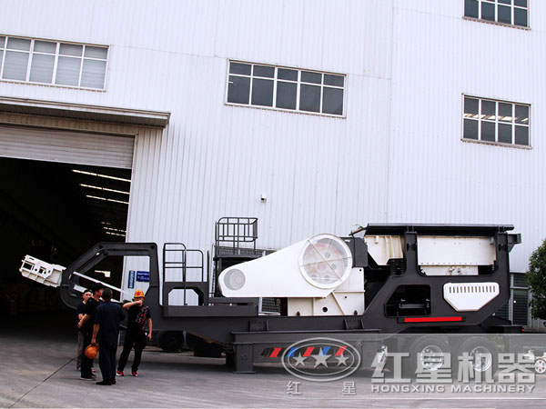 小型車載碎石機形象展示