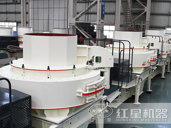 珍珠巖制砂機(jī)設(shè)備進(jìn)料口