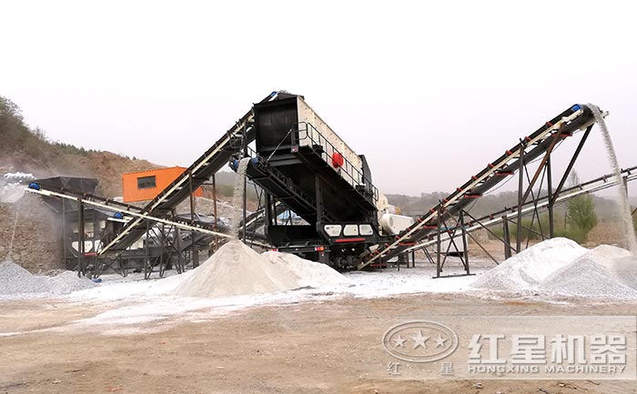 時(shí)產(chǎn)30噸移動(dòng)破生產(chǎn)現(xiàn)場(chǎng)實(shí)拍