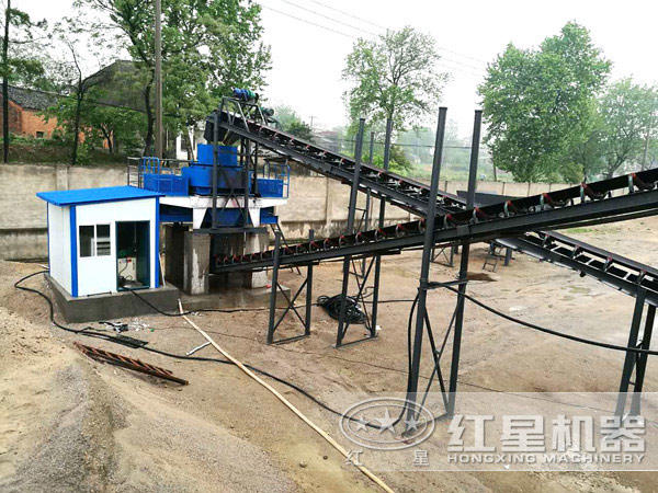 花崗巖制砂機(jī)用戶生產(chǎn)現(xiàn)場