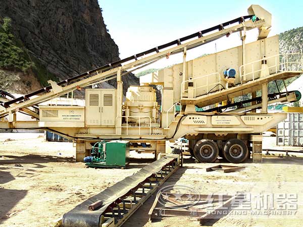 紅星圓錐移動(dòng)破碎站生產(chǎn)現(xiàn)場(chǎng)