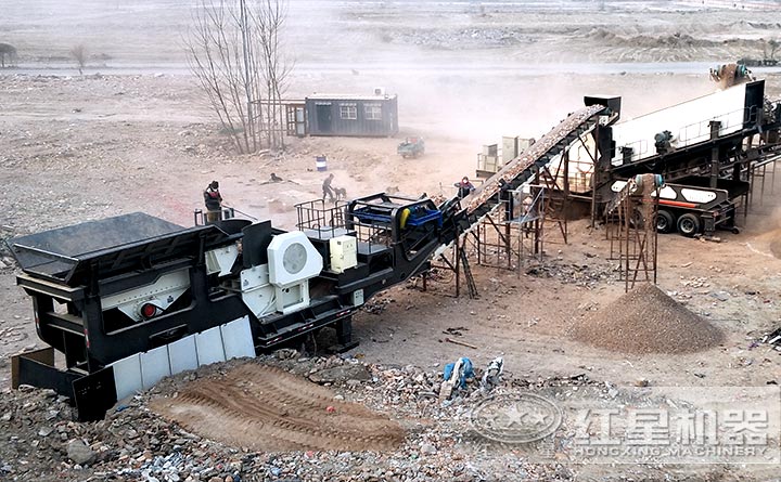 流動碎石機設備生產現場