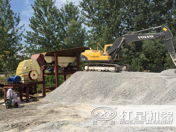 PCZ重錘式破碎機(jī)生產(chǎn)現(xiàn)場