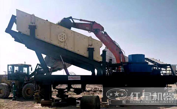 移動(dòng)式制砂機(jī)生產(chǎn)現(xiàn)場(chǎng)