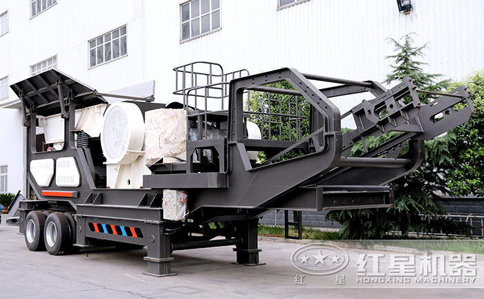 可移動小型碎石機(jī)設(shè)備實拍