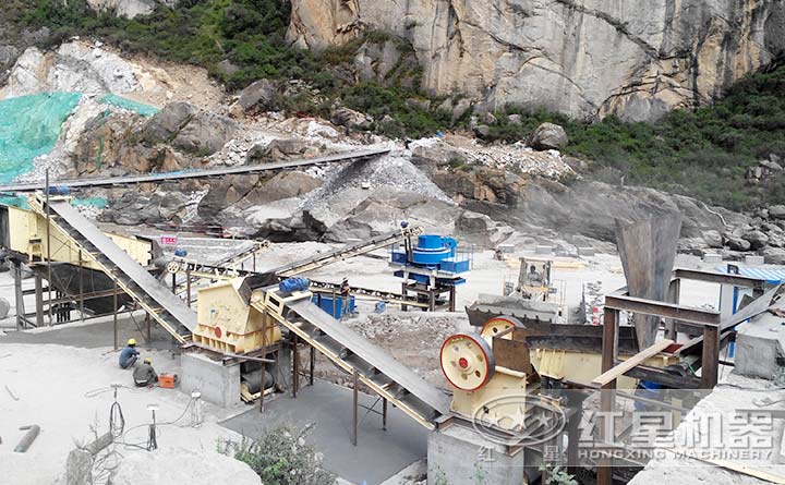 鵝卵石制砂加工現場