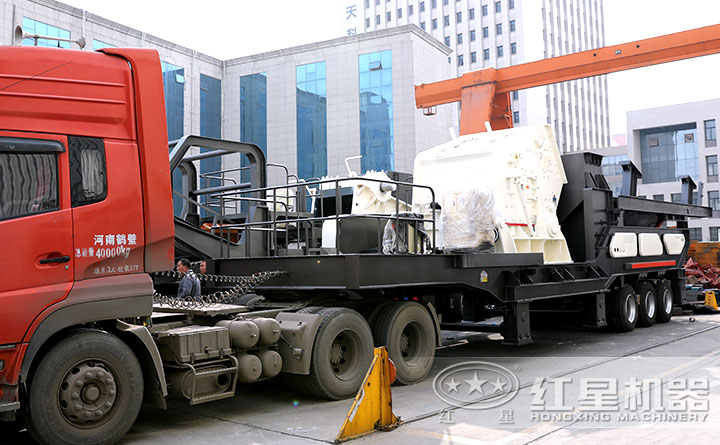 能自己行走，隨時轉換場地