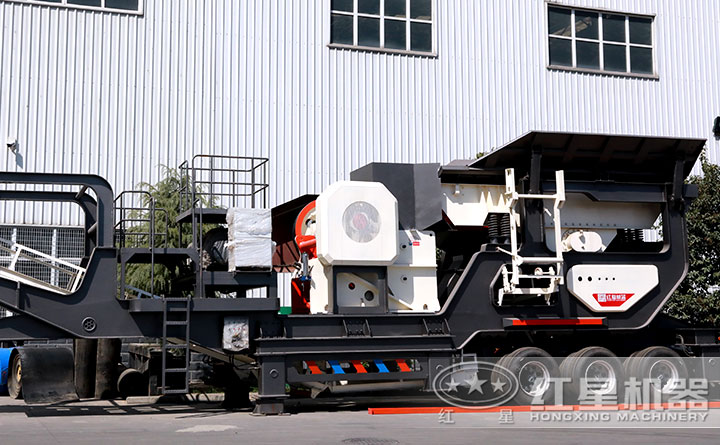 輪胎式移動(dòng)鄂式破碎機(jī)設(shè)備