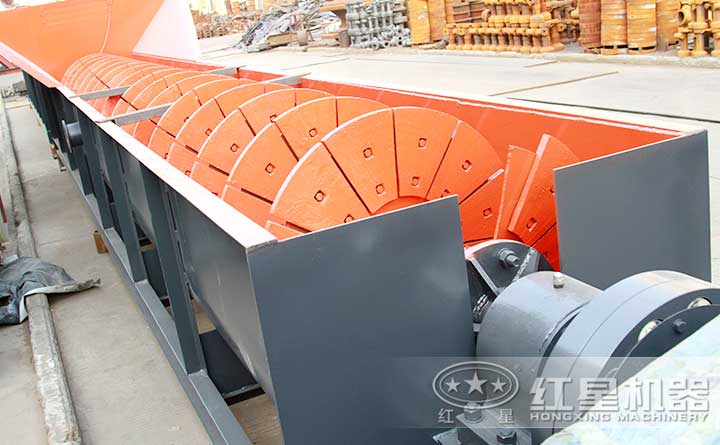 輪斗式螺旋式河卵石洗砂機設(shè)備實拍