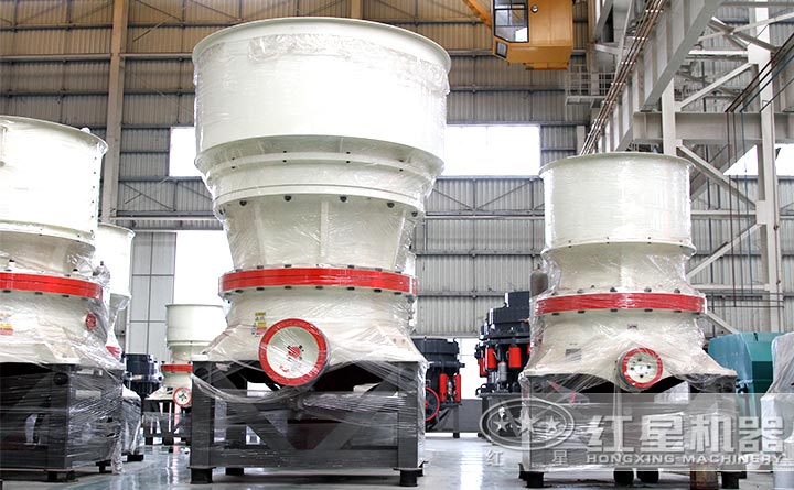 大型圓錐式破碎機設(shè)備