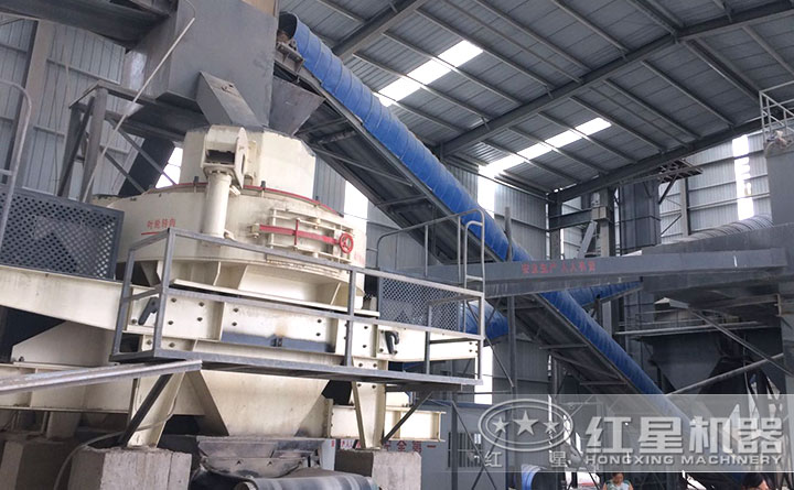 時(shí)產(chǎn)200噸固定型鵝卵石制沙機(jī)