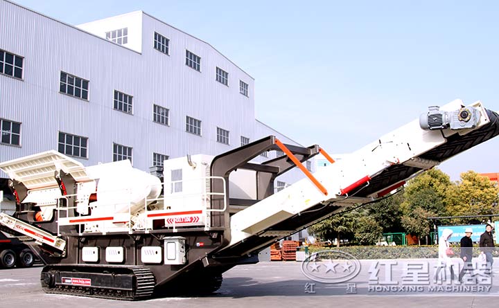 履帶式鄂式破碎石子機設(shè)備報價45萬起步.