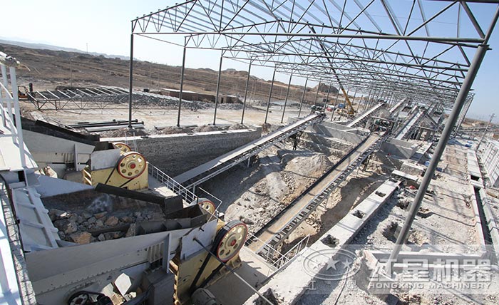 大型打石頭機器現(xiàn)場