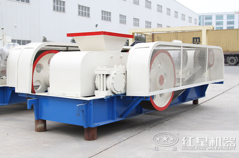 對輥式煤矸石制砂機(jī)